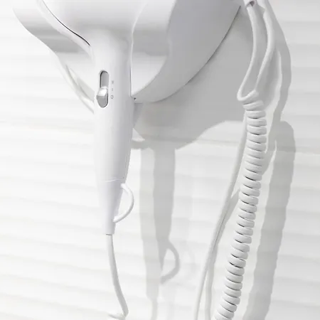 Apartmán Sunny With Parking & Balcony Luzycka By Renters *