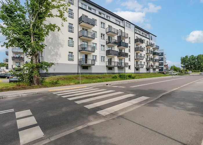 Sunny With Parking & Balcony Luzycka By Renters Apartmán Svinoústí